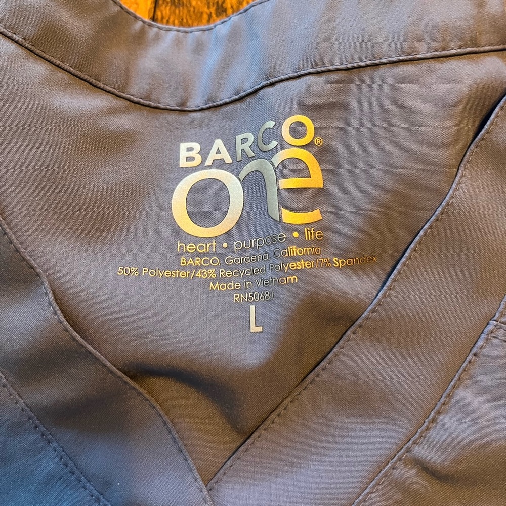 Barco one Ceil blue scrub top